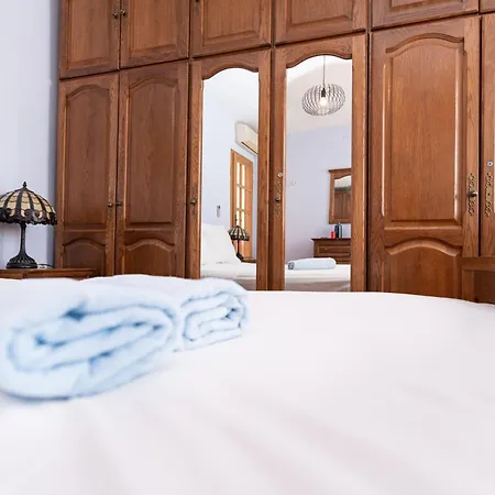Casa Radha Bella Holiday home *